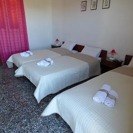 Go2ioannas-apartments * Fínikasz