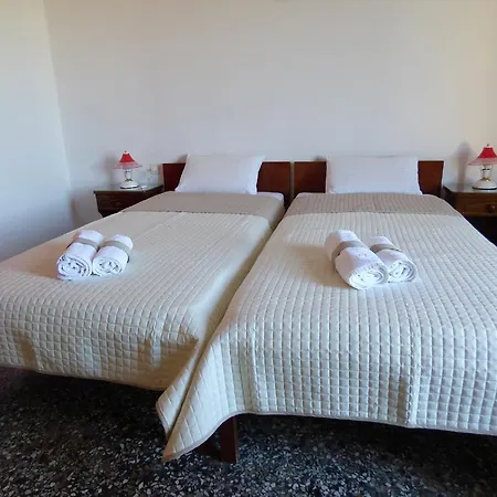 Go2ioannas-apartments * Fínikasz